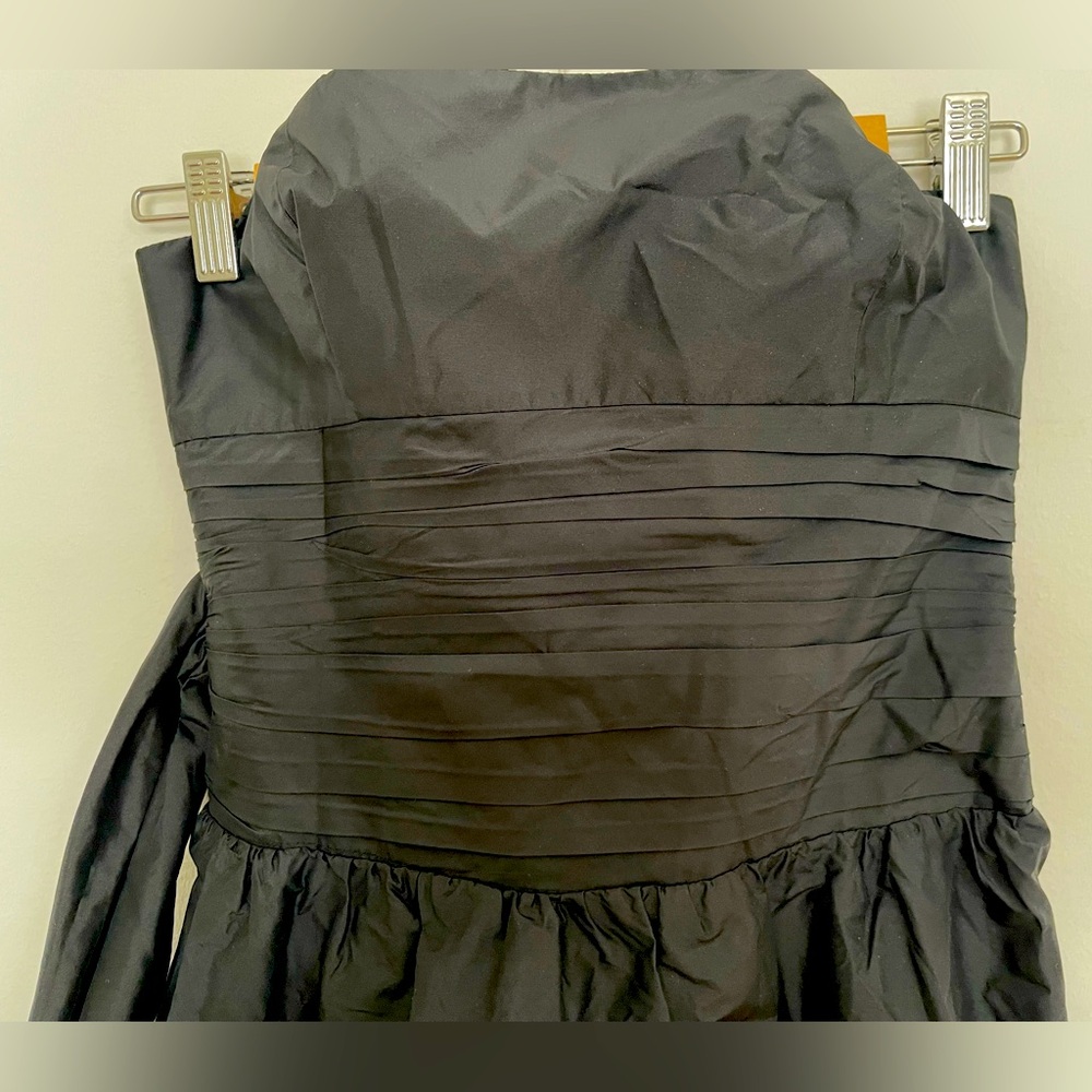 Black strapless BCBG MAXAZRIA dress size 2 - Picture 3 of 5